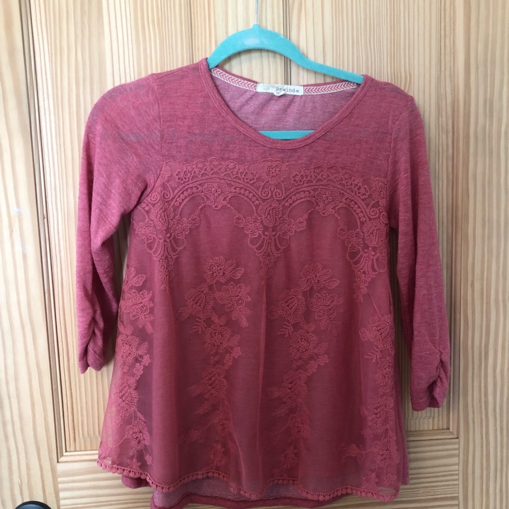 3/4 length sleeve lace shirt